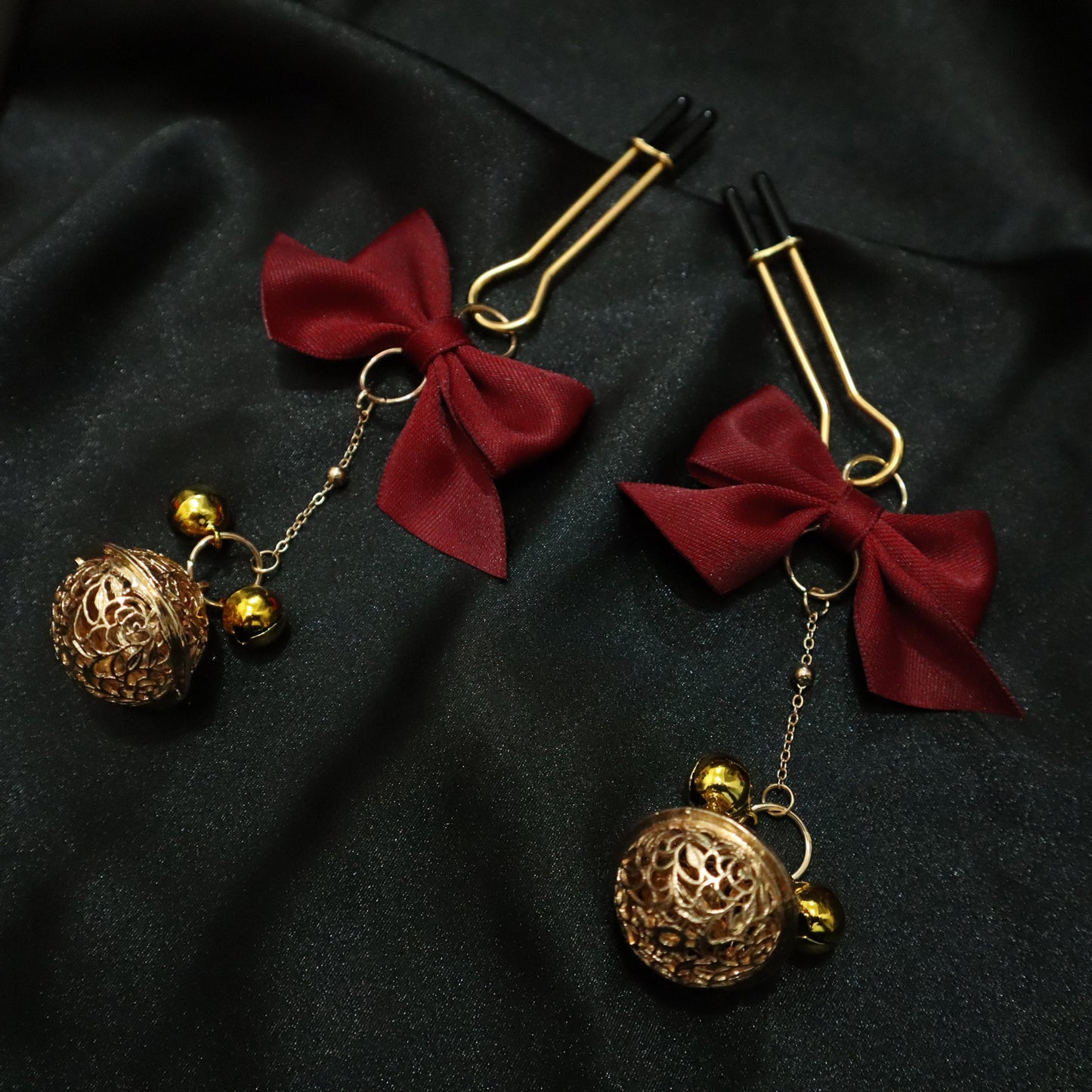 Bowknot Nipple Clamps with Bell Chain