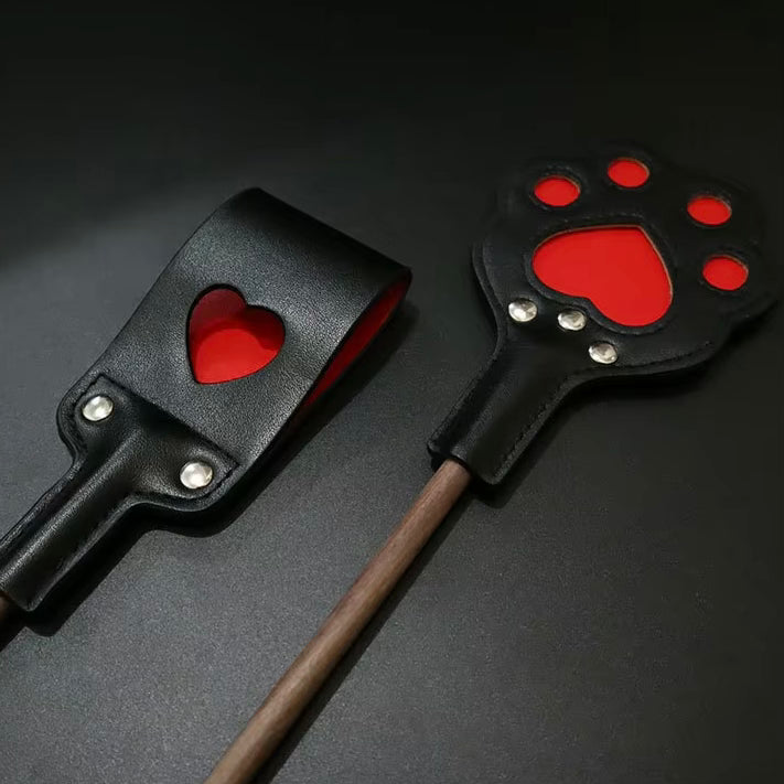 Cat's Paw & Heart Walnut Clapper