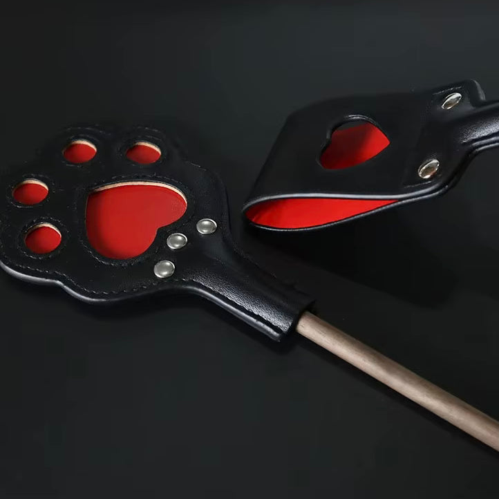 Cat's Paw & Heart Walnut Clapper